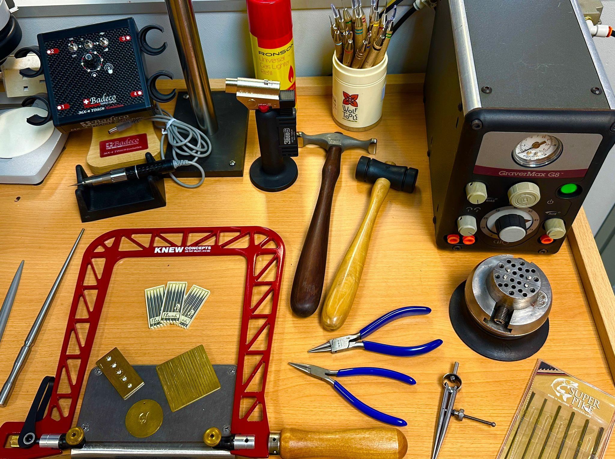 Bench Rental - Wing Wo Hong Industrial Products Ltd.