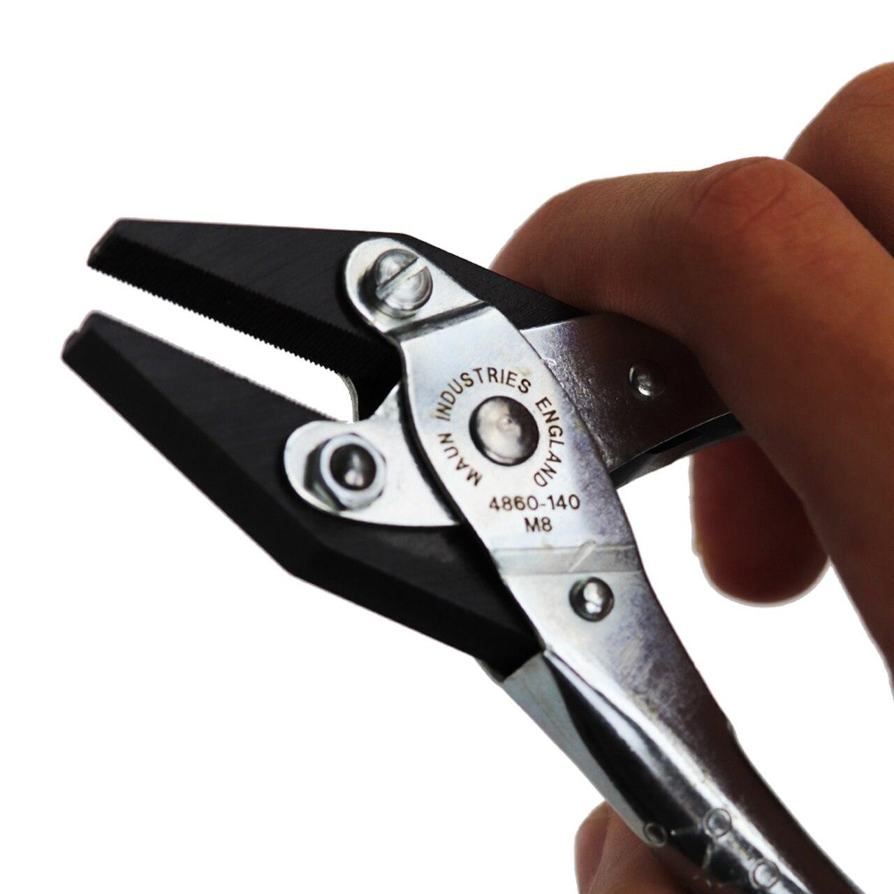 MAUN Flat Nose Parallel Plier 140 mm - Wing Wo Hong Industrial Products Ltd.