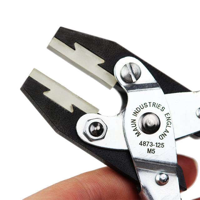 MAUN Flat Nose With Soft Grip Jaws And Return Spring 125 mm - Wing Wo Hong Industrial Products Ltd.