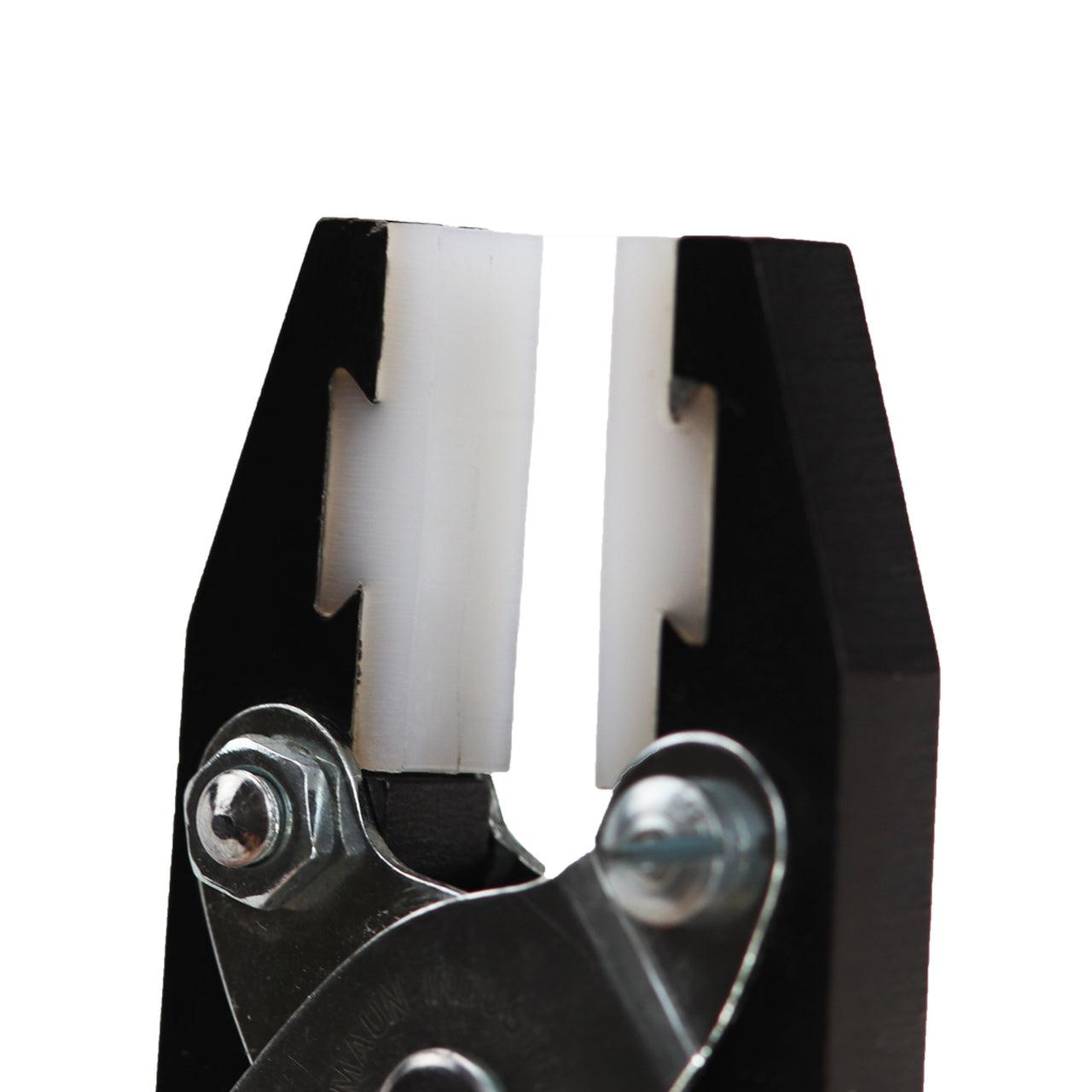 MAUN Nylon Jaws Flat Nose Parallel Plier 140 mm - Wing Wo Hong Industrial Products Ltd.