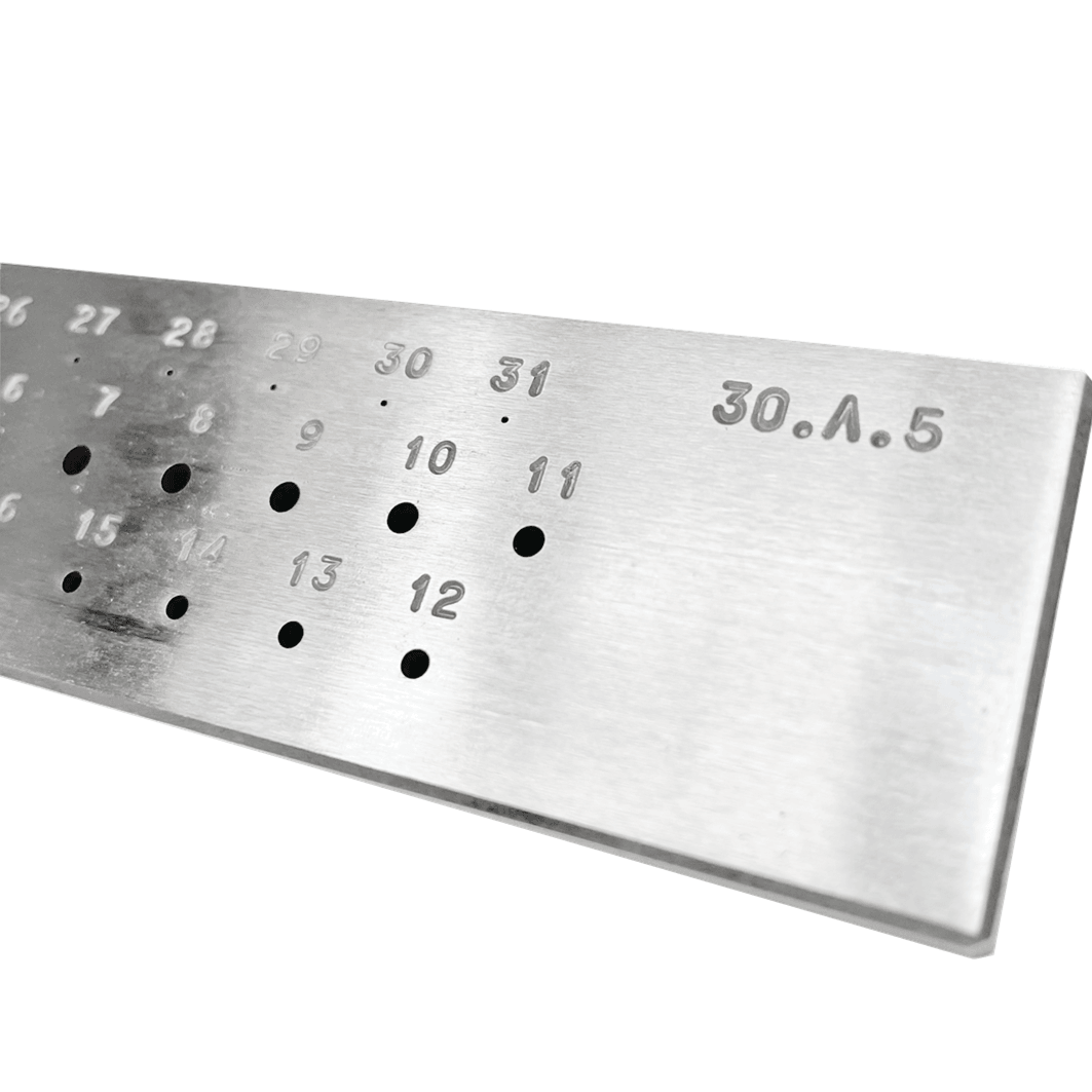 Italy Steel Triangle Drawplate, 1-3 MM - 7/C - Wing Wo Hong Industrial Products Ltd.