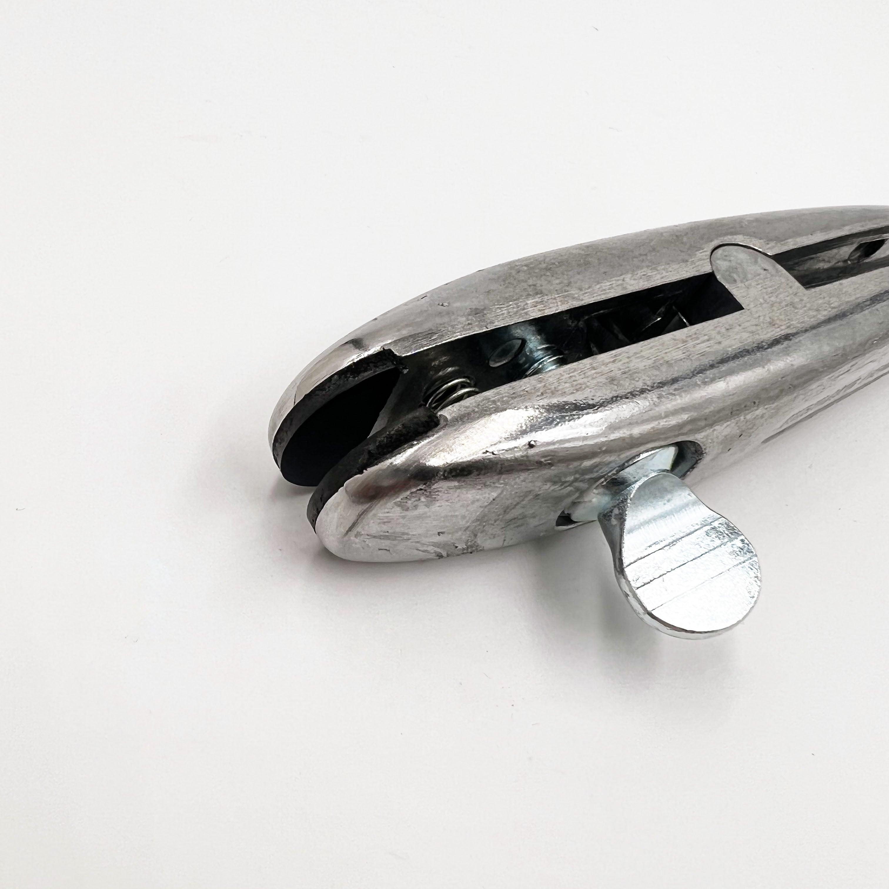 Kirkland Ring Clamp/Holder - Wing Wo Hong Industrial Products Ltd.