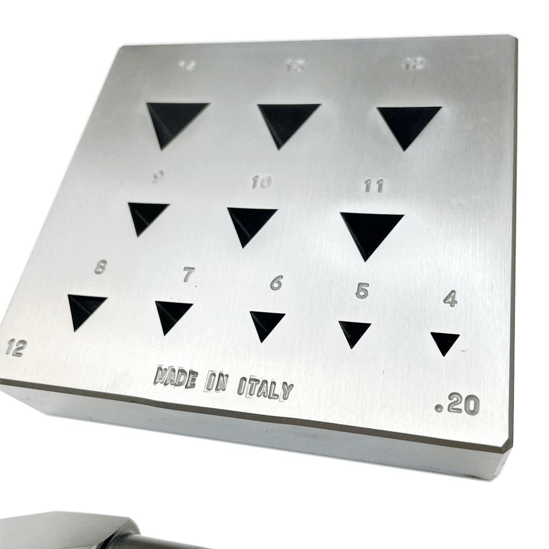 Bezel Forming Block 12 ,Triangle, 4-14mm ,17°, 11holes - Wing Wo Hong Industrial Products Ltd.